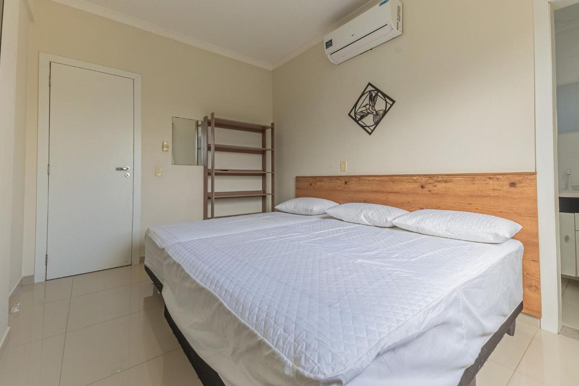 Aluguel de Apartamento 3 quartos sendo 1 suíte para 7 pessoas à 100 metros do mar em Bombas Bombinhas Exterior foto